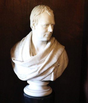 Een borstbeeld van Sir Walter Scott staat in zijn huis Abbotsford, bij Melrose in de Schotse Borders